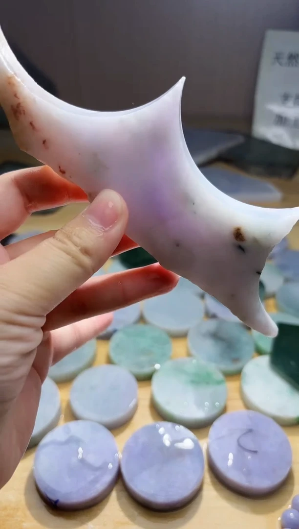 翡翠未镶嵌颈饰翡翠A货 姜谭559