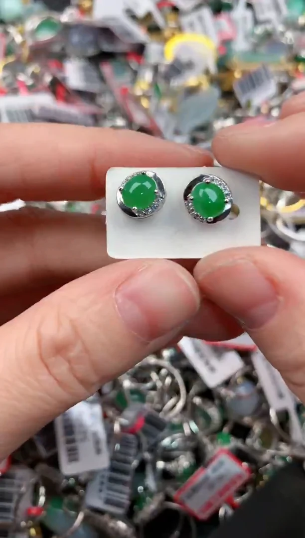 银S925镶嵌戒指翡翠666                2