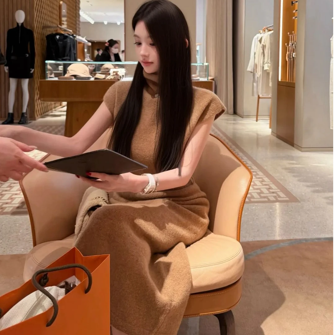 减龄韩系气质显瘦短袖针织上衣高腰半裙半身裙子包臀裙时尚套装女