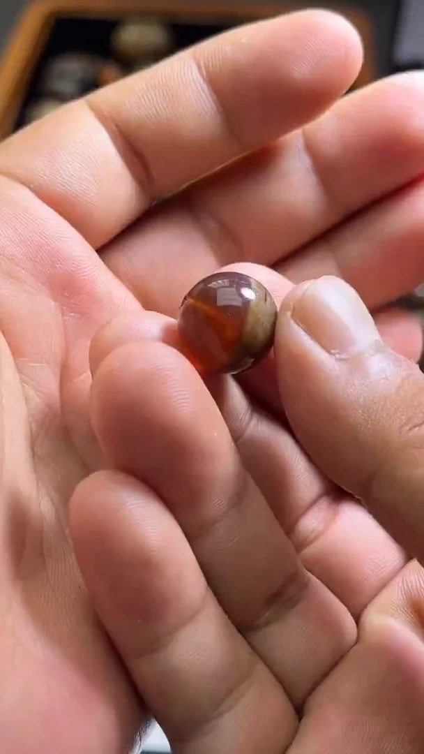 裸石琥珀未镶嵌49