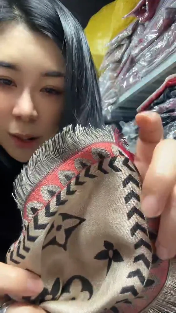 聚酯纤维芳姐围巾福利039