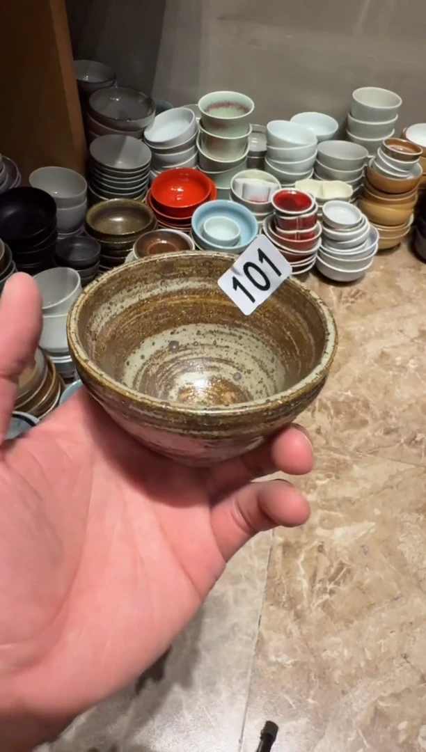 瓷片101   微瑕粗陶棕小碗1个