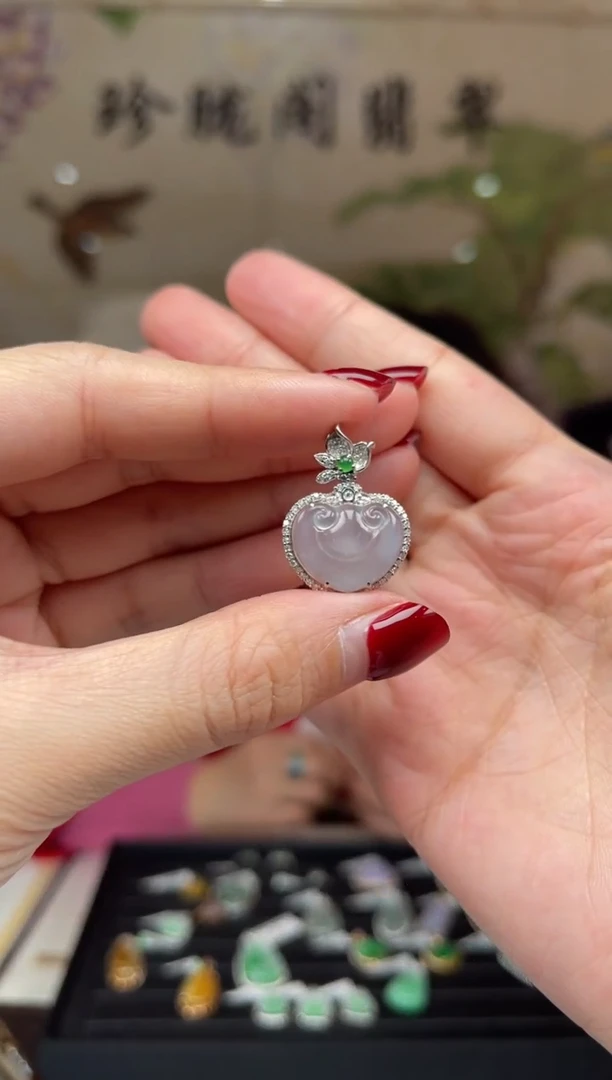 【闪购商品】翡翠颈饰18K金镶嵌212号标签撕毁不退换