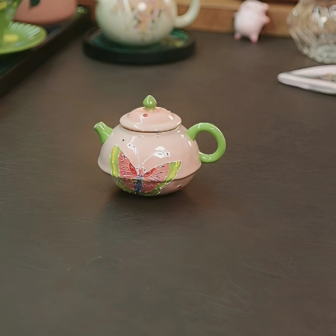 粉蝴蝶纯手绘手工堆绘釉下彩精致高雅陶瓷茶具核桃壶(150ml)
