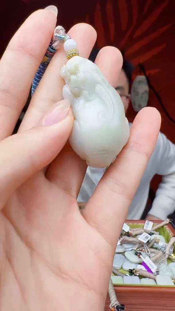 颈饰未镶嵌和田玉天然和田玉（拍一发一）