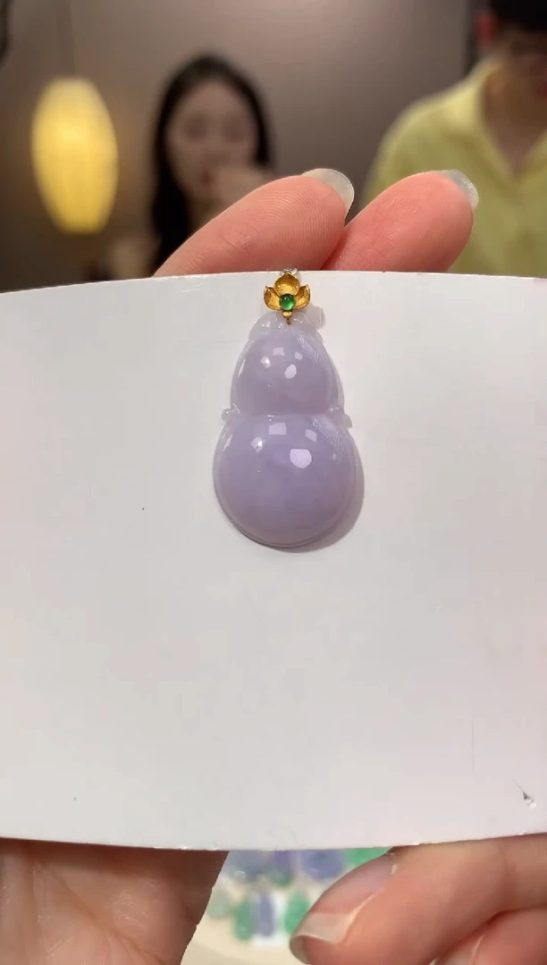 翡翠18K金镶嵌颈饰天然缅甸a货翡翠