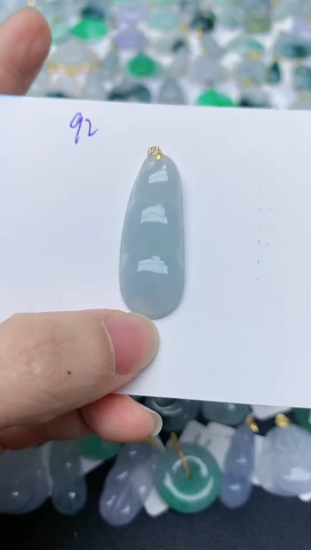 【闪购商品】翡翠颈饰18K金镶嵌天然翡翠A货    92