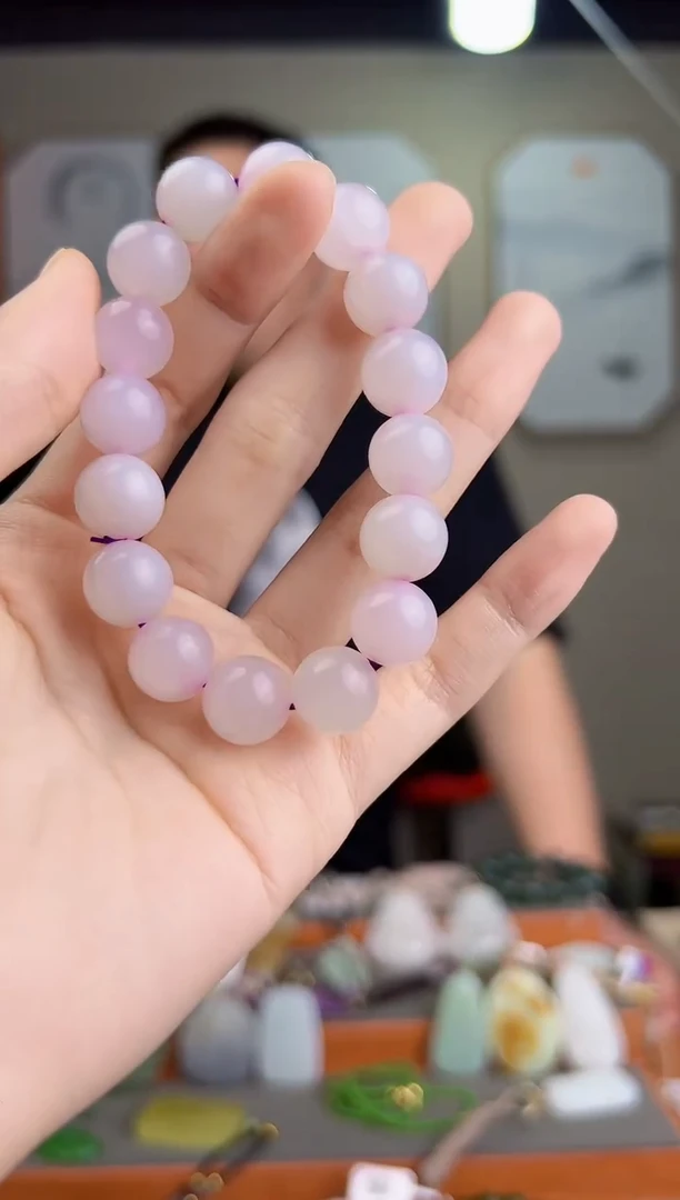 颈饰未镶嵌和田玉一物一证 拍一单发一个