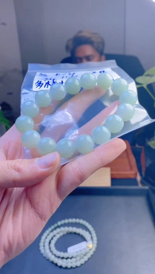 【闪购商品】定制翡翠未镶嵌珠串多样性发货
