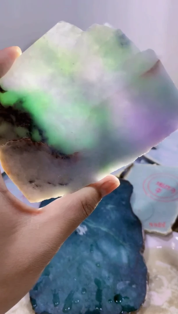 翡翠裸石0蒙0翡翠珠宝350