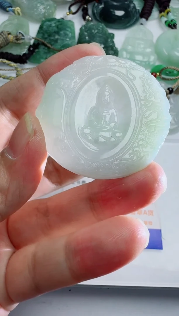 【闪购商品】翡翠吊坠(不含链)未镶嵌1