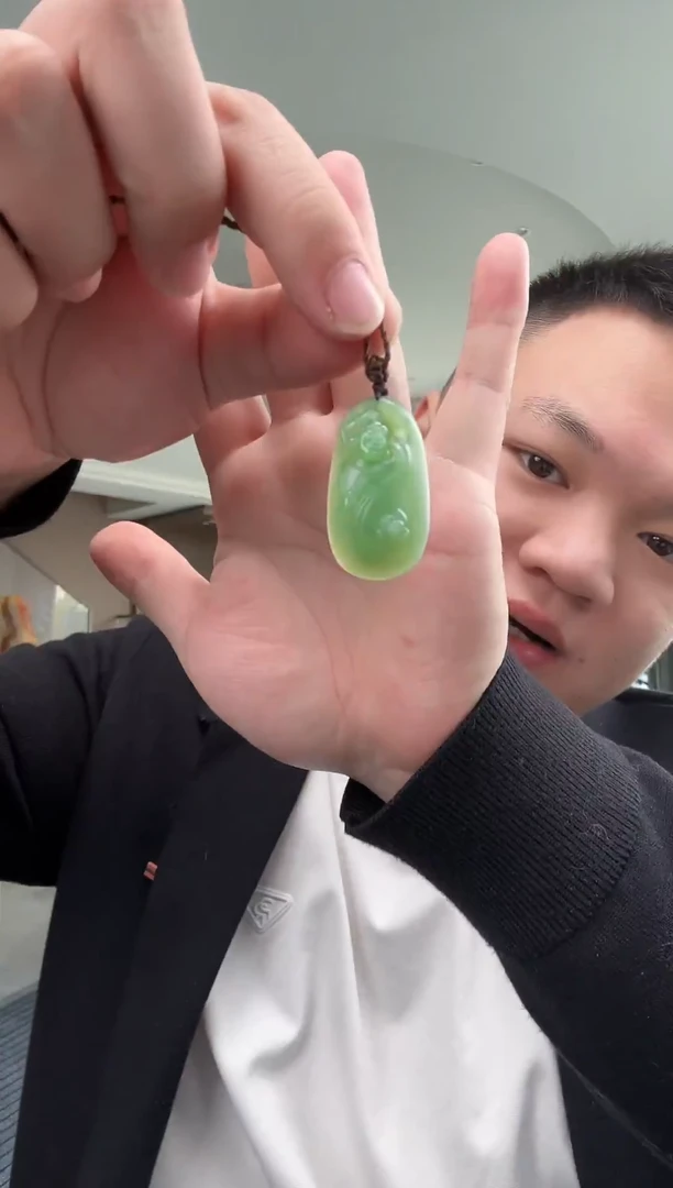 吊坠(不含链)未镶嵌和田玉粉青佛公