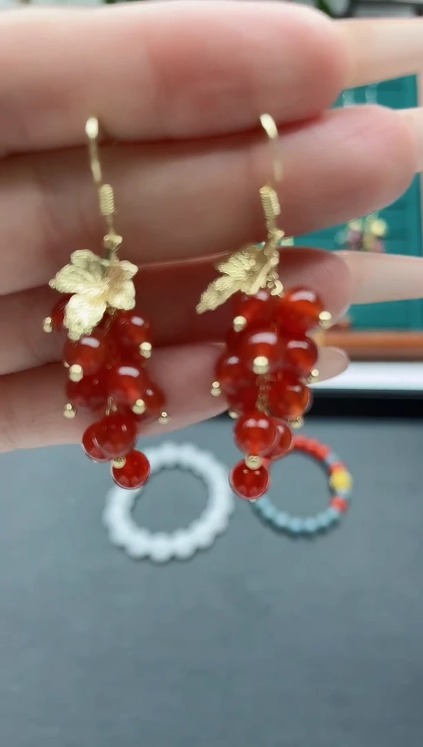 【闪购商品】南红玛瑙耳饰银S925镀金镶嵌3葡萄红