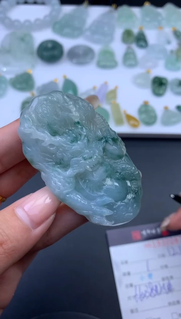 未镶嵌挂件翡翠哈轩 挂件1
