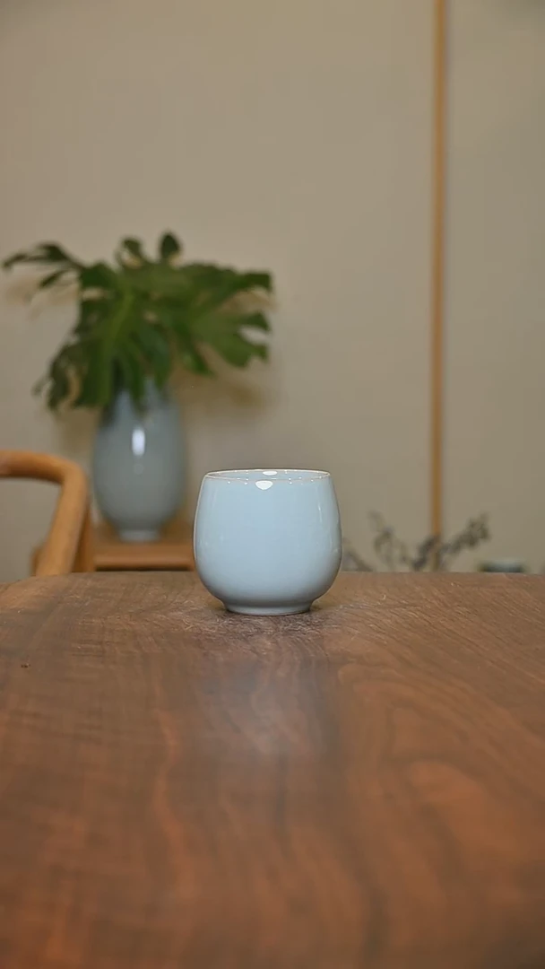 暖心杯 天青 微瑕 无款
