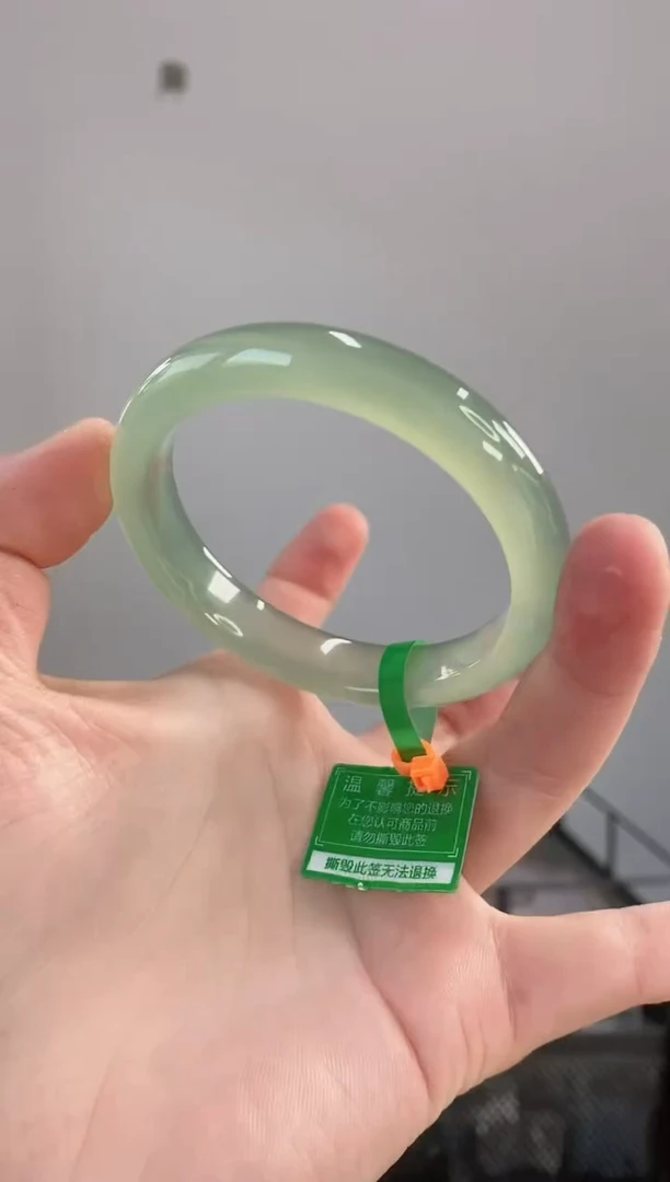 【闪购商品】玛瑙/玉髓手镯未镶嵌54圈