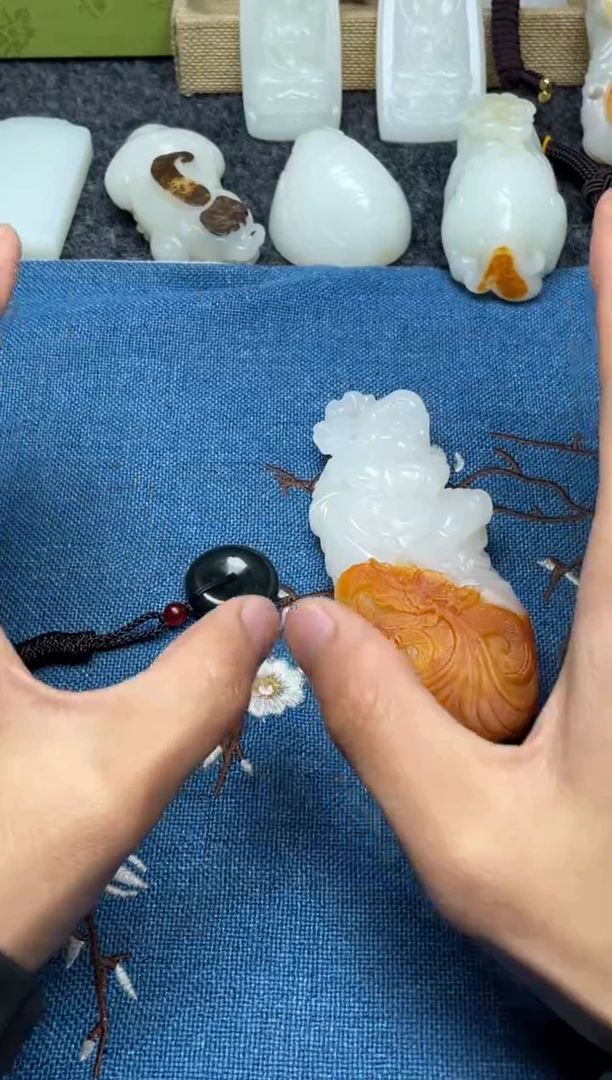 颈饰未镶嵌和田玉暖****61