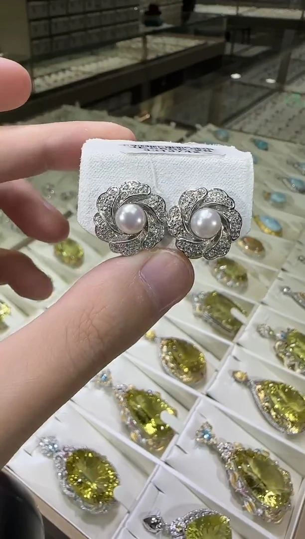 银S925镶嵌耳饰淡水珍珠设计款耳钉