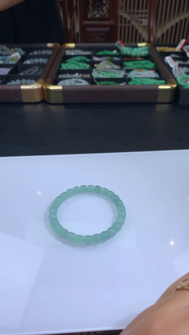 未镶嵌定制翡翠E****i翡翠