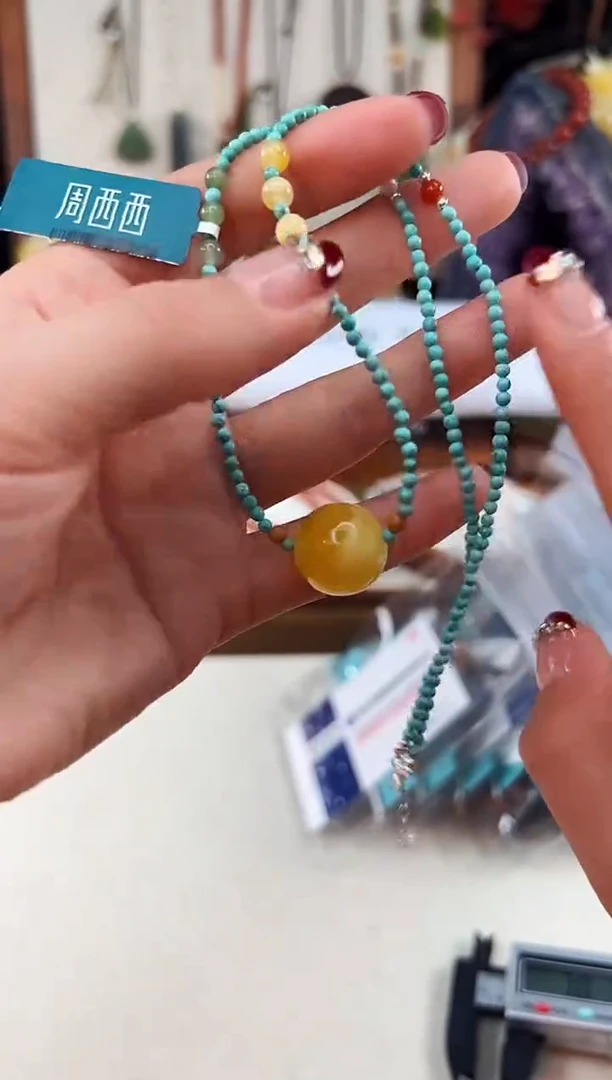 未镶嵌绿松石颈饰@@F927L018929