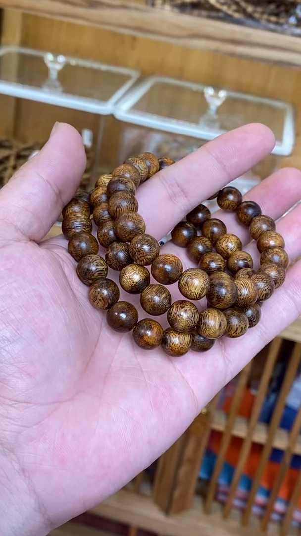 沉香手串海南莺歌绿圆珠单圈微瑕1.0多样性发其一