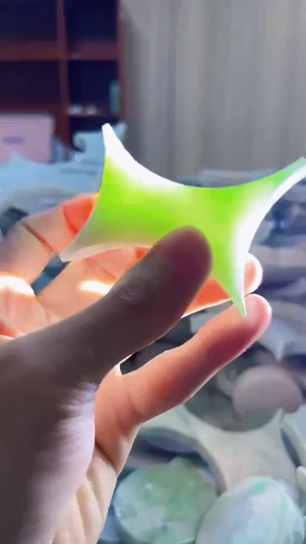 翡翠裸石缅甸翡翠A货文7996