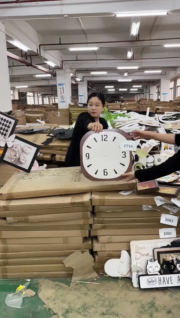 横款孤品果果微瑕闪购F744