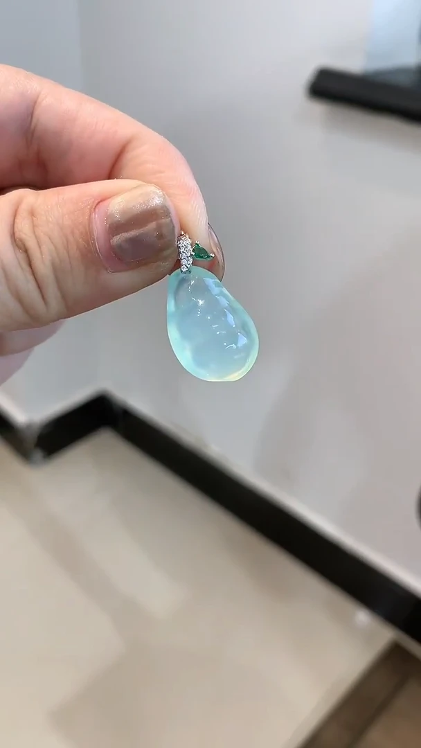 未镶嵌蛇纹石玉吊坠(不含链)四季豆