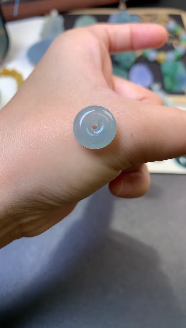 未镶嵌定制翡翠毛货