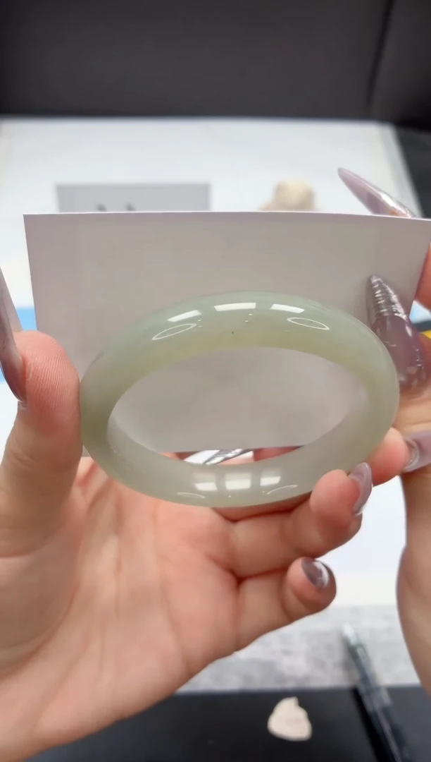 石英质玉手镯未镶嵌183/56.8东陵玉