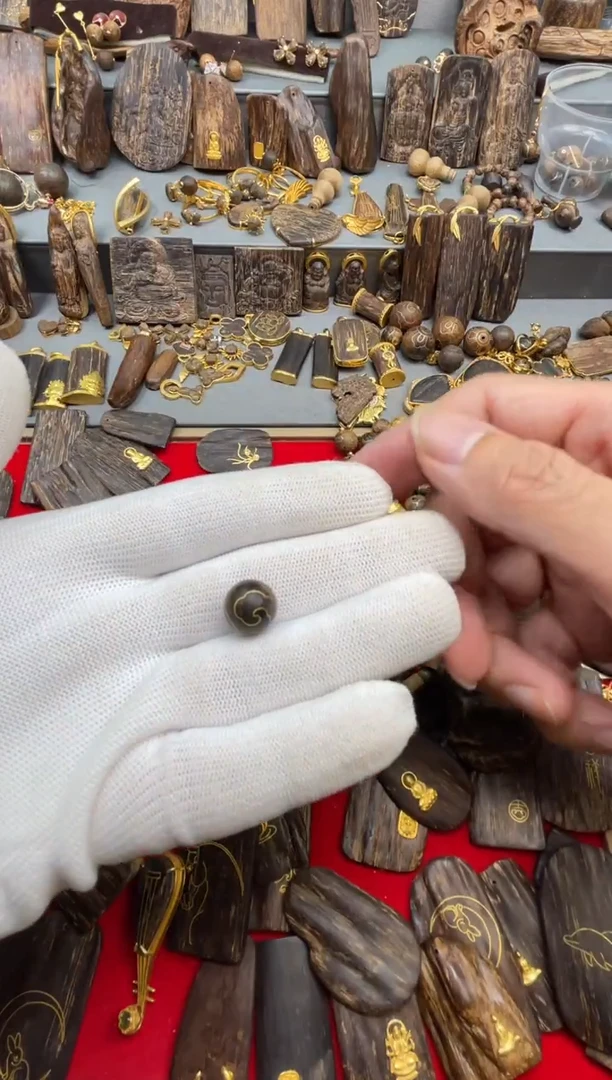 沉香吊坠沉香吊坠41