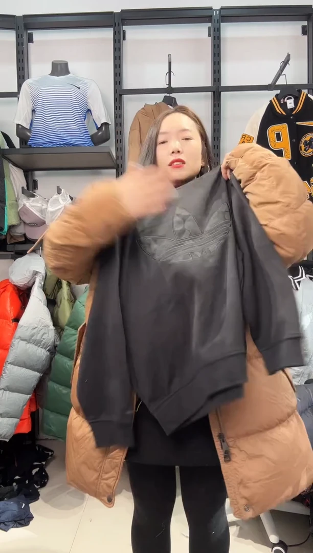 2502闪购编码  阿迪运动卫衣裤以直播间过款为准 尺码.
