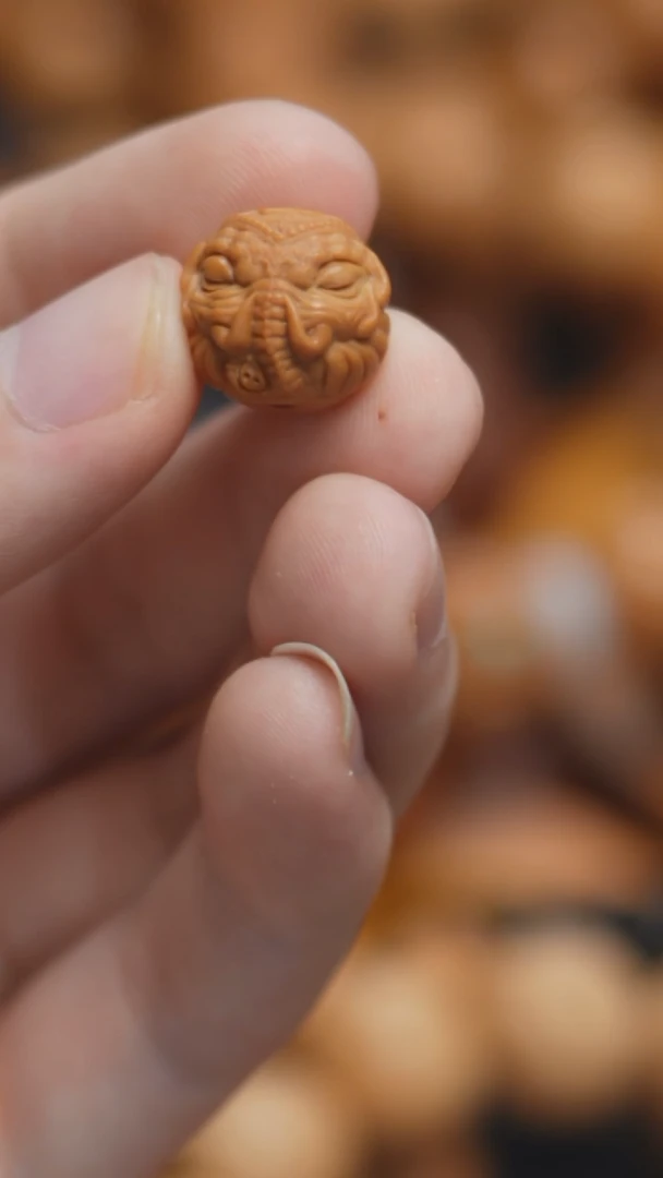 猴头核桃吊坠啊啊啊