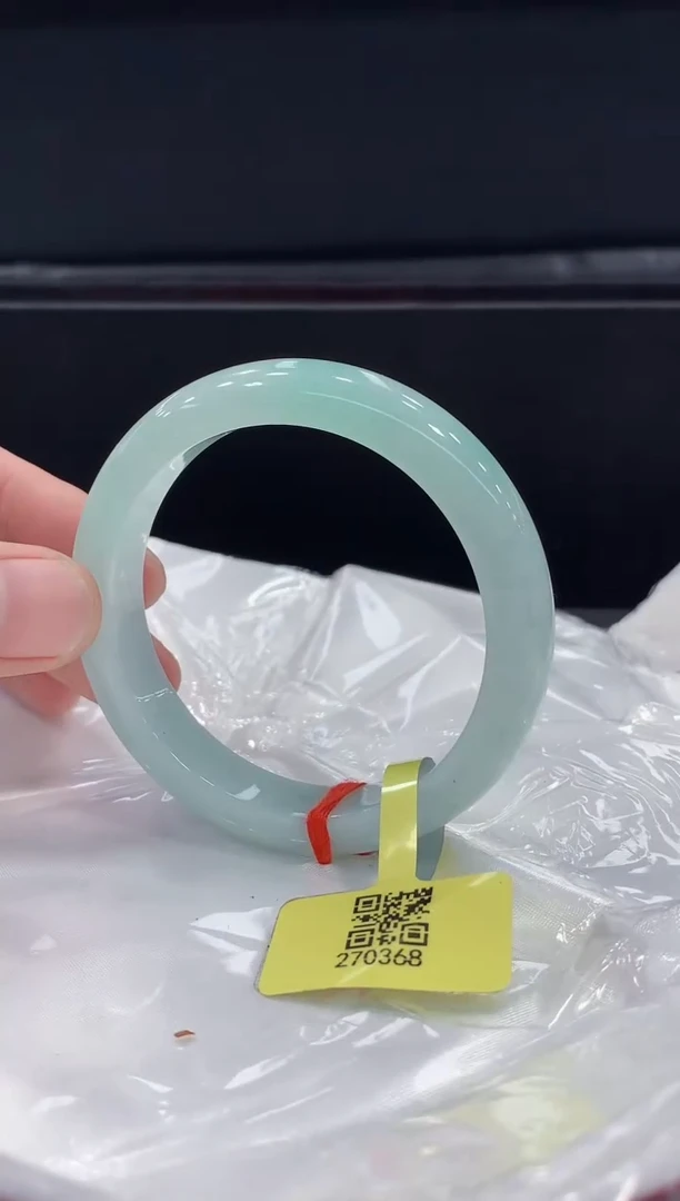 未镶嵌手镯翡翠翡翠手镯