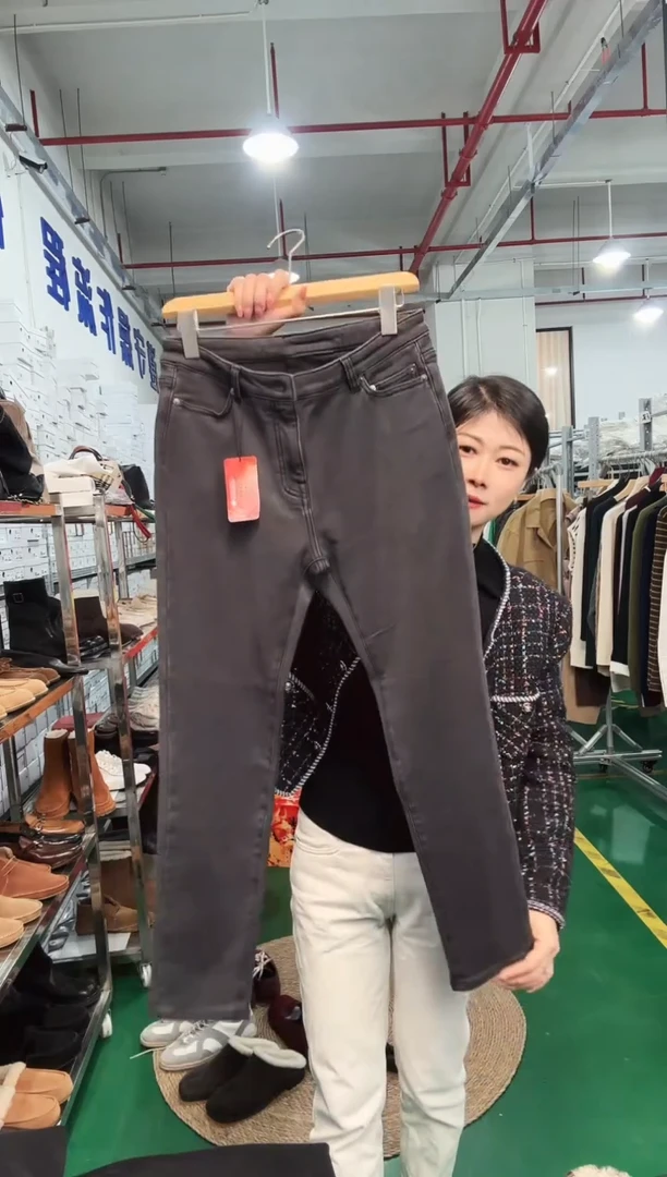 喜欢的姐妹去拍 灰色 M 110斤