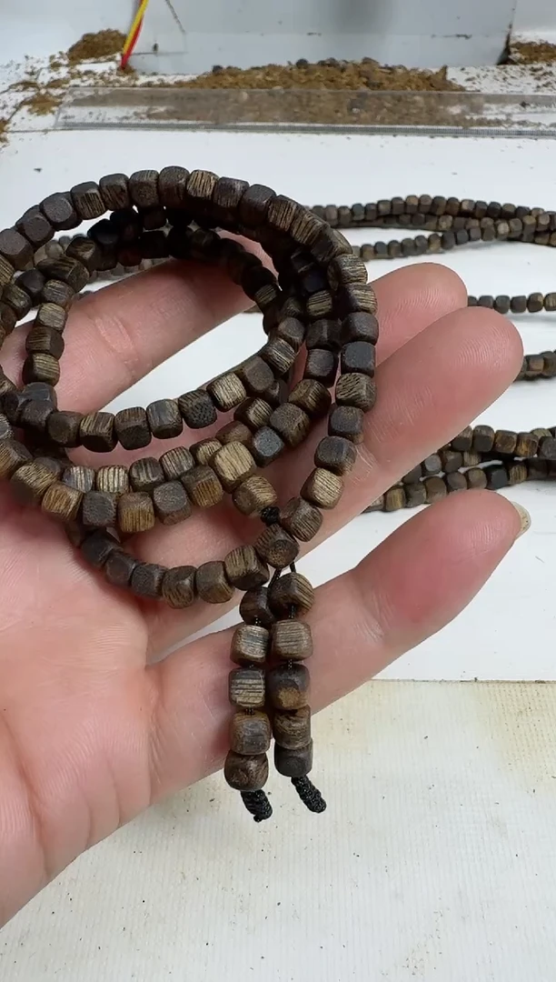 【闪购商品】沉香手串乌身0.5规格多圈15克方珠