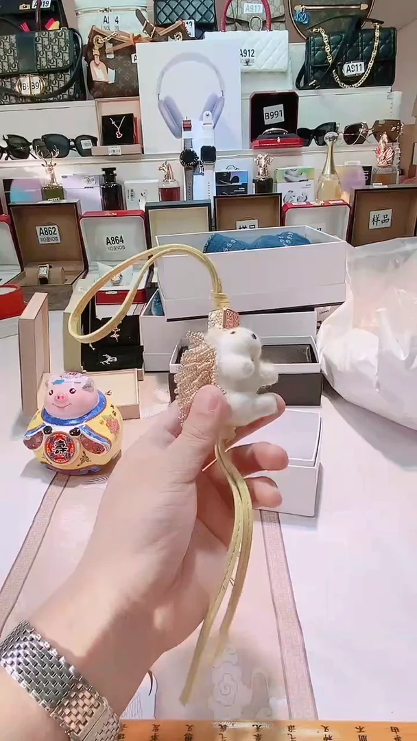 瓷片瓷器 库房到期 全部地板价@@1