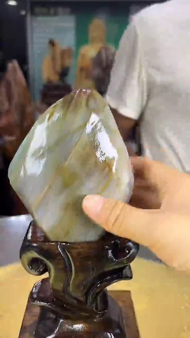 未镶嵌珠宝奇石硅化玉缅甸天然树化玉摆件