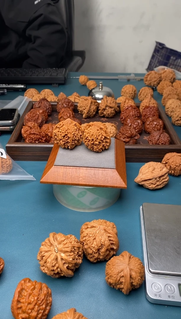 把件文玩核桃哒****达满天星387