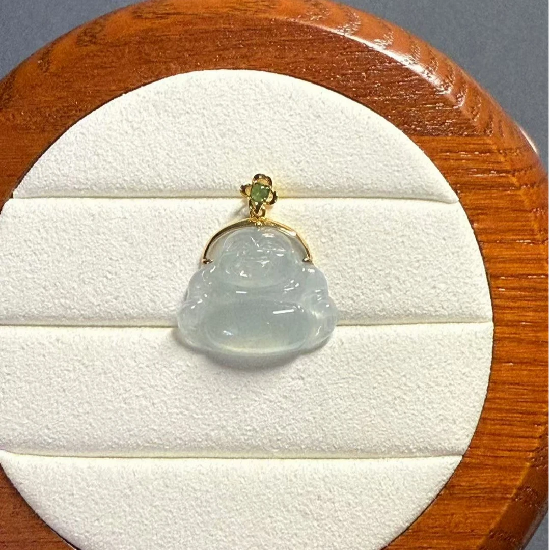 18k金镶嵌冰晴佛公翡翠吊坠