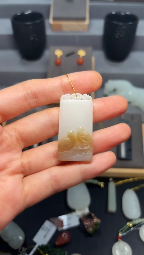 颈饰未镶嵌和田玉和田玉糖料安居乐业