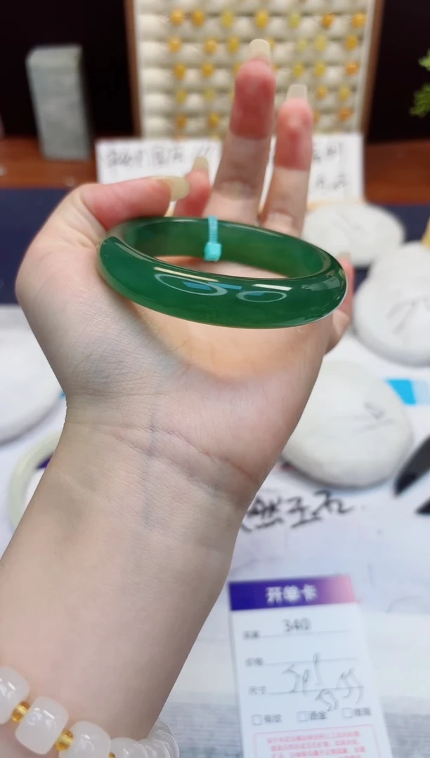 未镶嵌手镯石英质玉340-东陵玉-圈口54