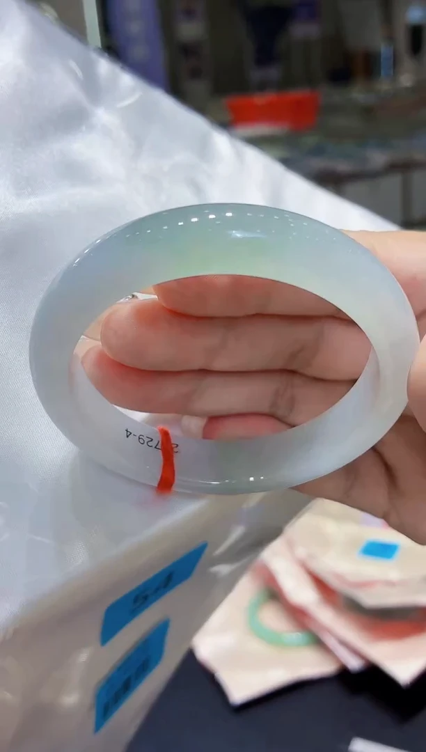 未镶嵌手镯翡翠翡翠手镯54