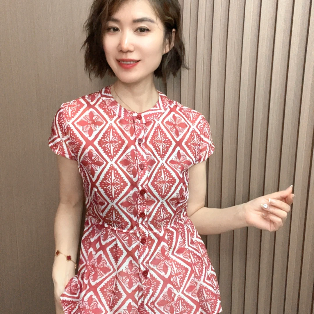 格子时尚圆领碎花中老年女装韩版衬衫气质显瘦洋气休闲女士夏季