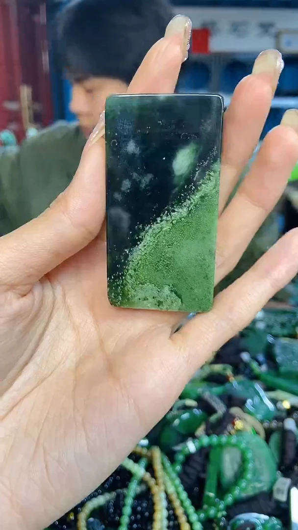 未镶嵌和田玉挂件1