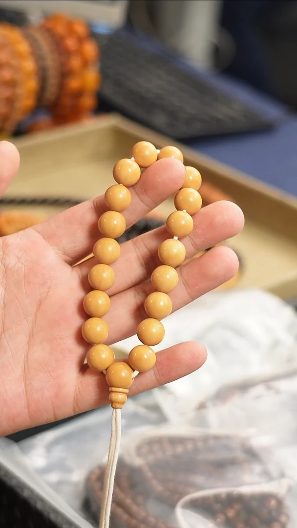 手串猴头核桃10+猴头手持