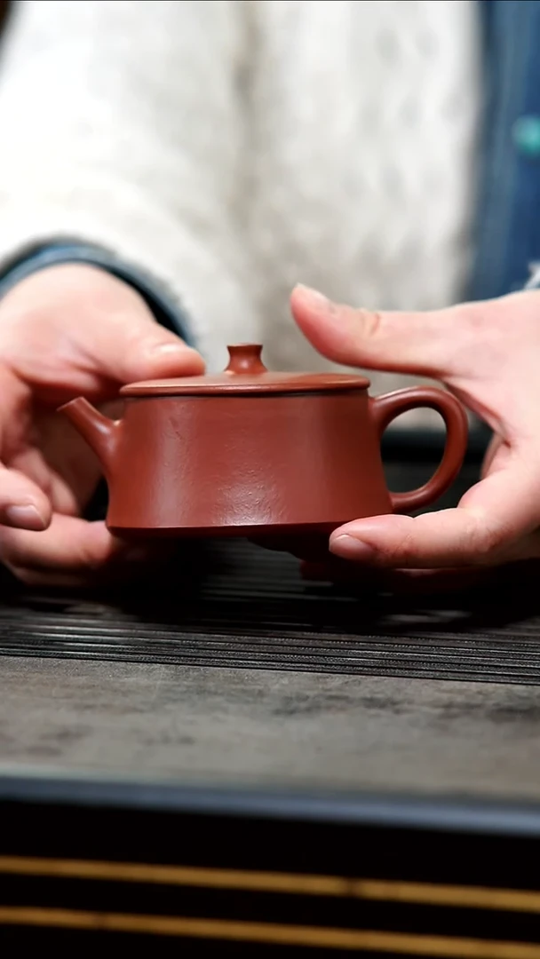 【闪购商品】紫砂茶壶05-微瑕半手朱泥云柱110cc