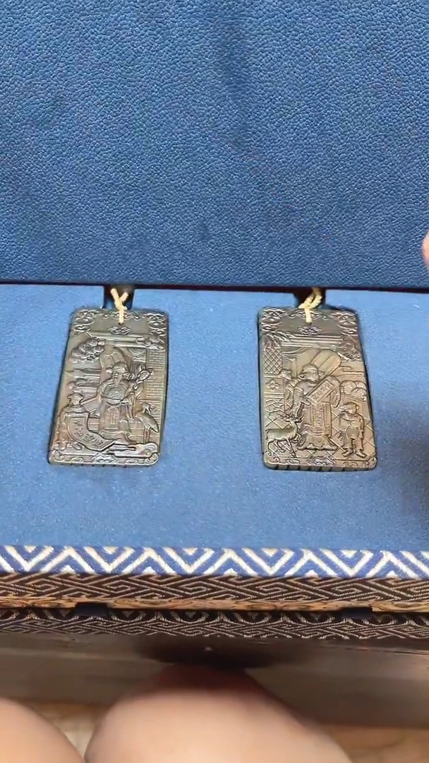 和田玉未镶嵌颈饰和田玉挂件子冈牌L437