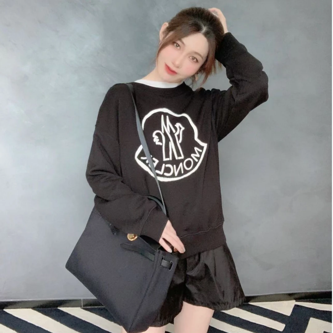 全新未使用 MONCLER  圆领卫衣/12A