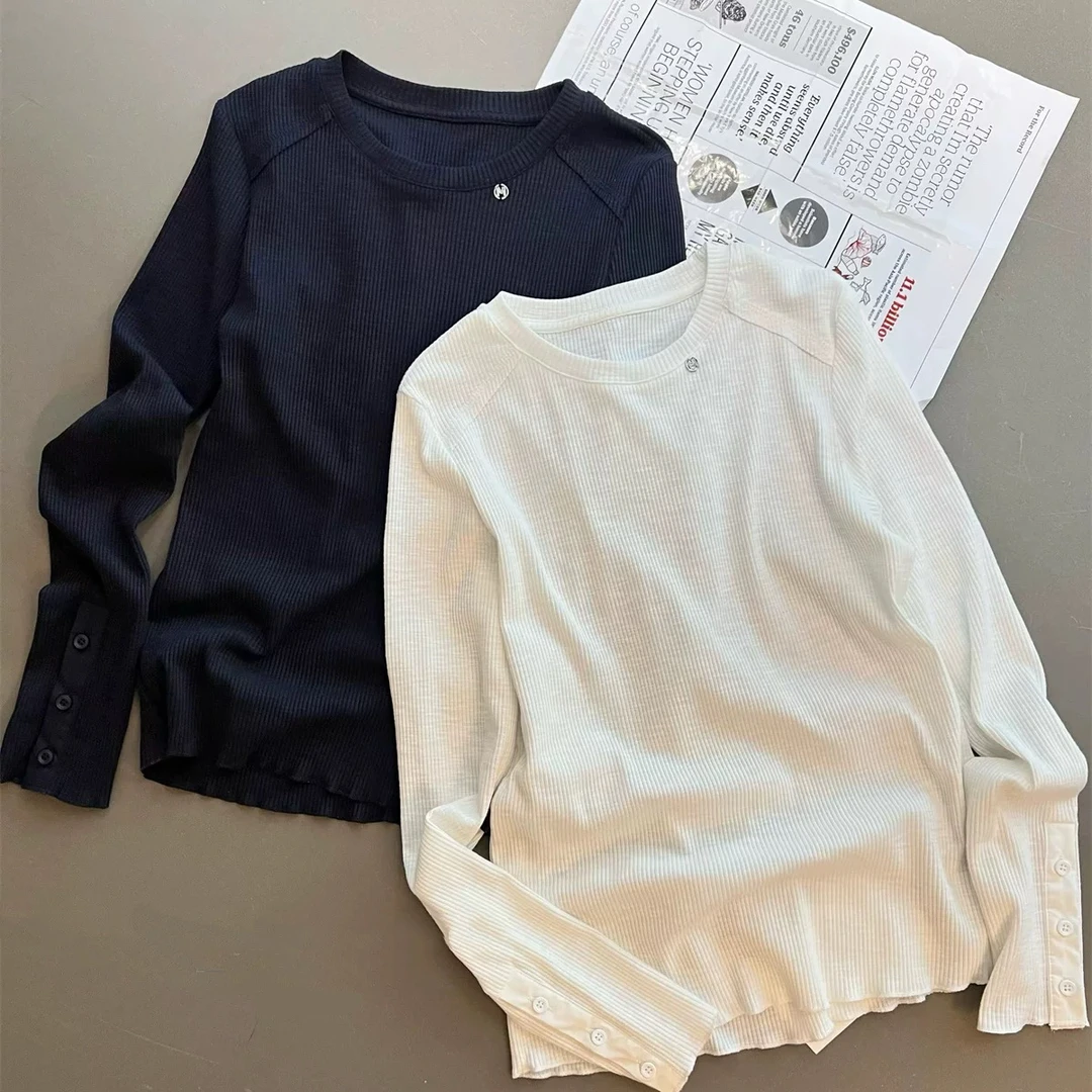 新款气质休闲韩版简约圆领长袖T恤T13212